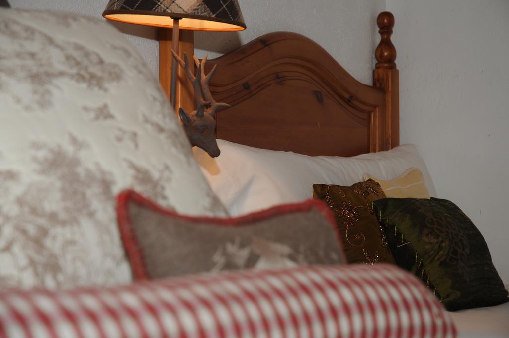 Casa Puig Hotel Montcorbau Buitenkant foto